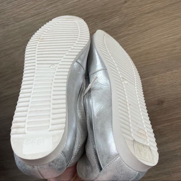 Högl silver sneakers BNWT - size 7UK (size 9). - Picture 2 of 5